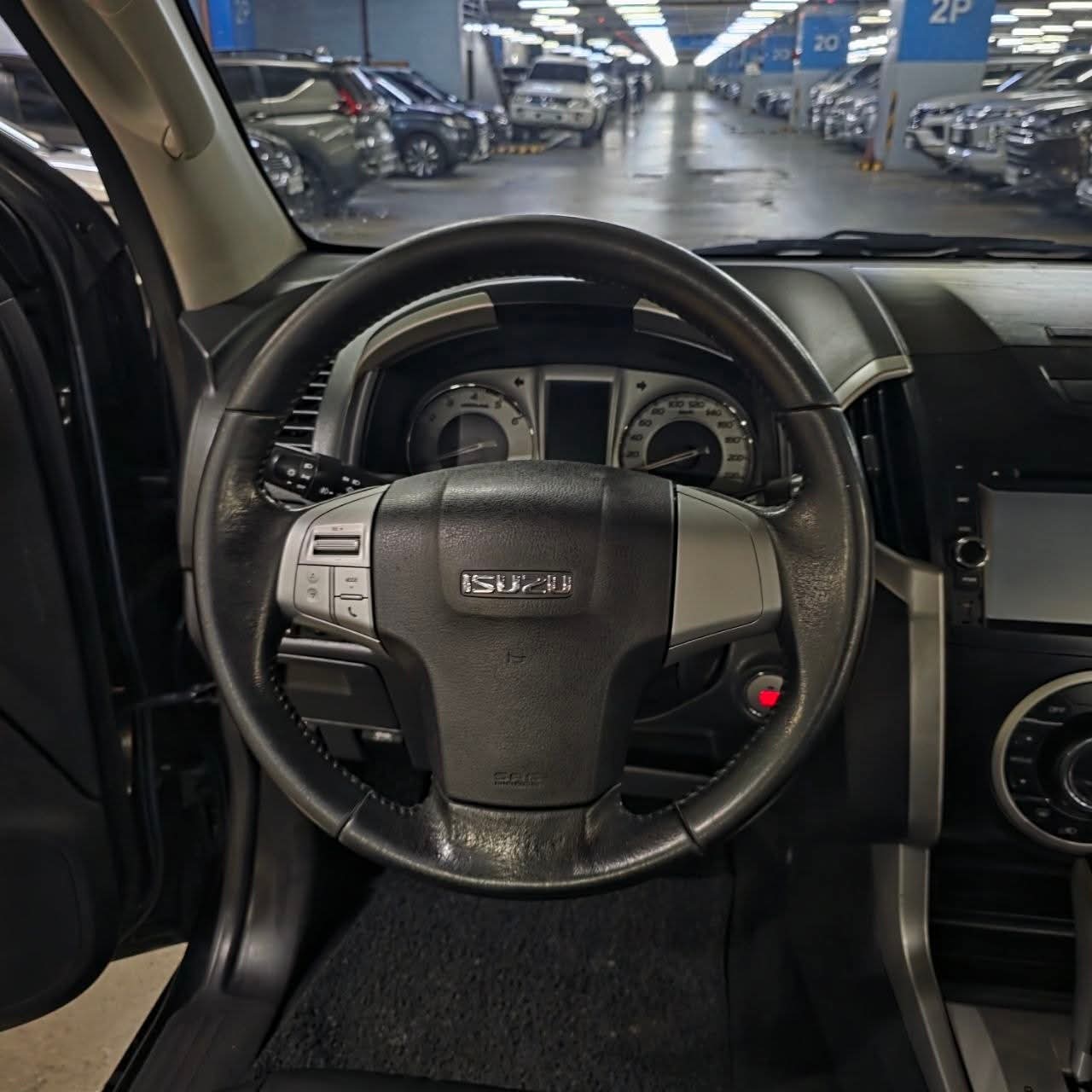 2016 Isuzu MUX 2.5L LS-A DSL AT