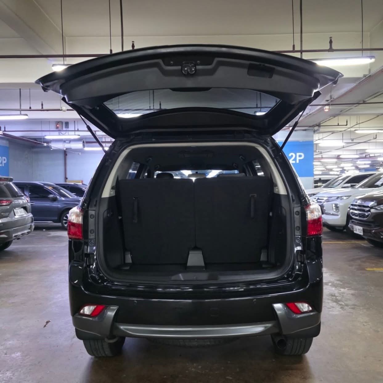 
								2016 Isuzu MUX 2.5L LS-A DSL AT full									