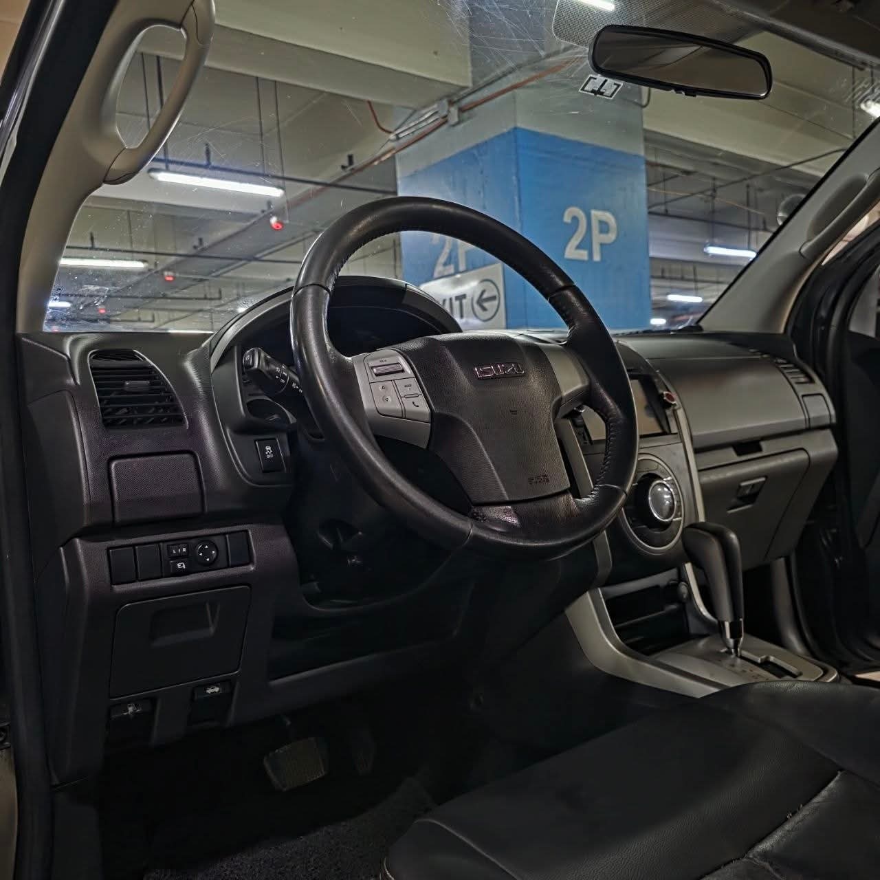 
								2016 Isuzu MUX 2.5L LS-A DSL AT full									