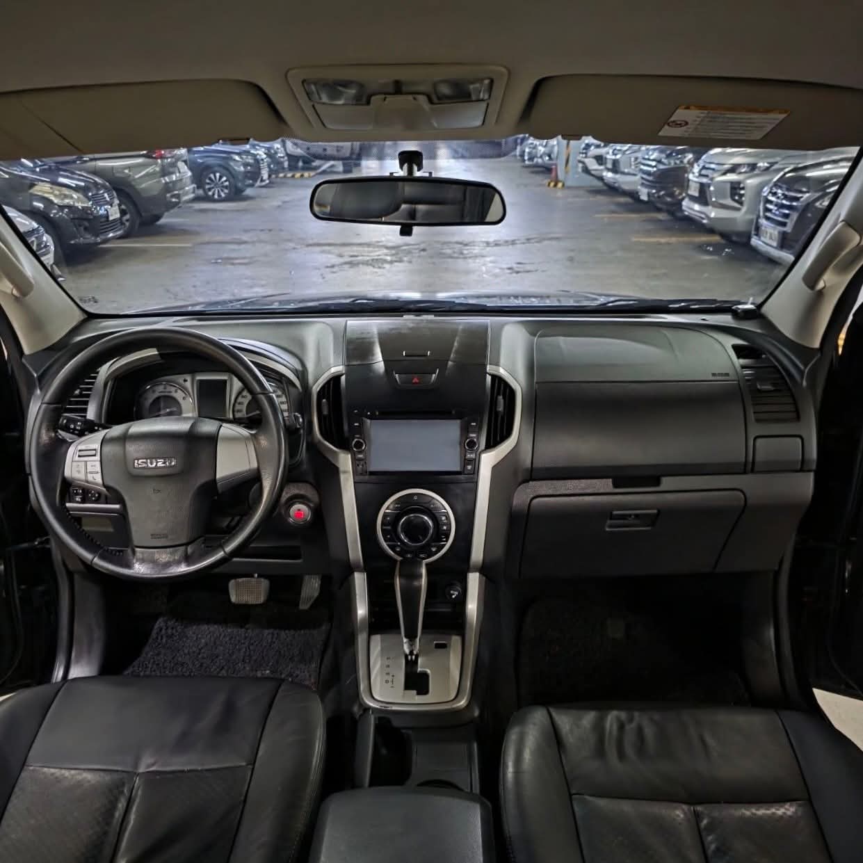 
								2016 Isuzu MUX 2.5L LS-A DSL AT full									