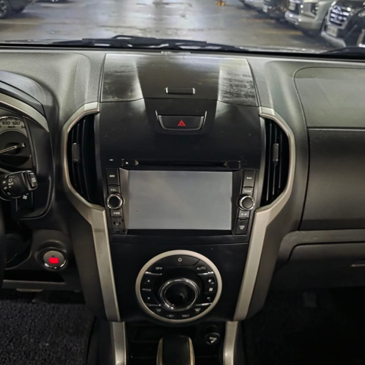 
								2016 Isuzu MUX 2.5L LS-A DSL AT full									