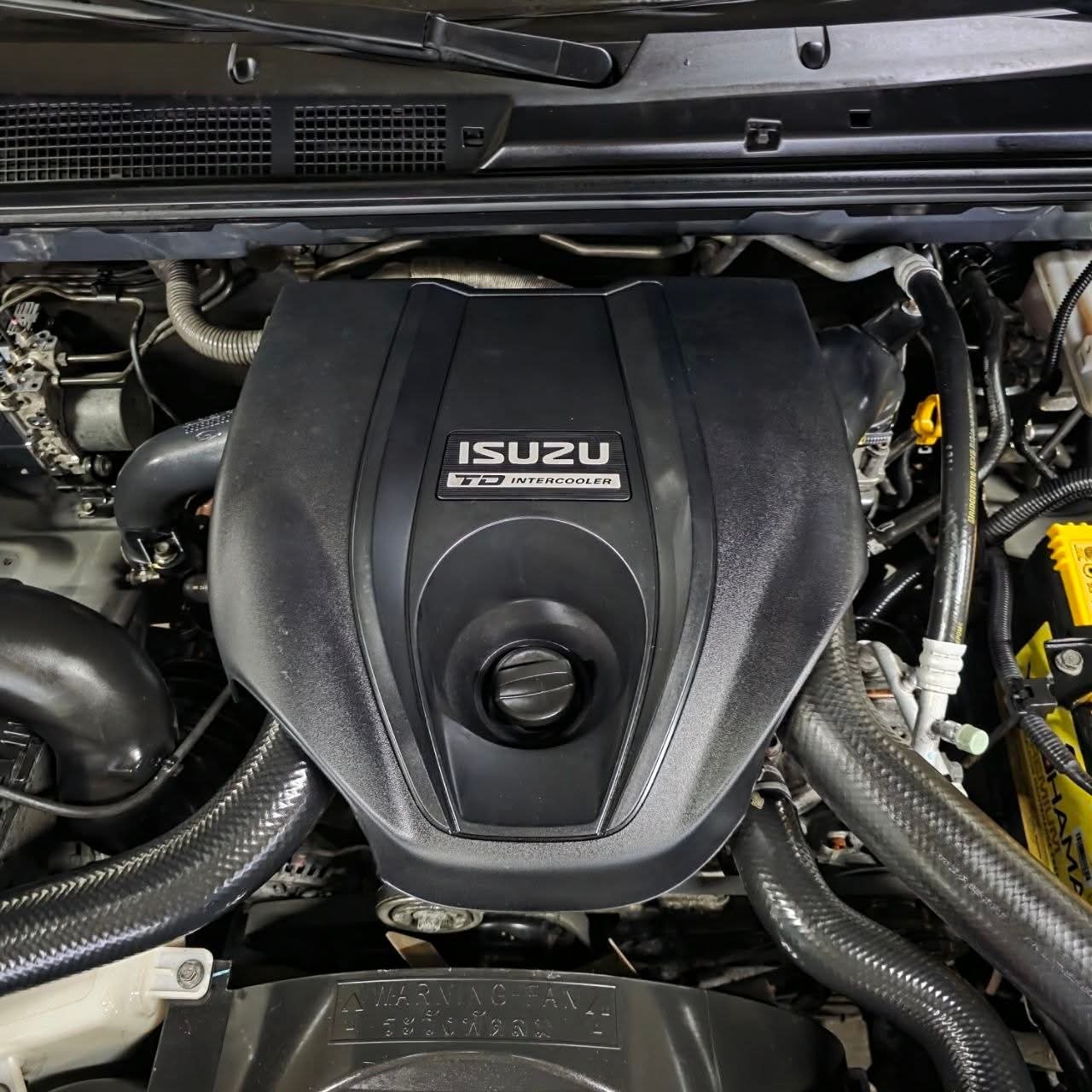 
								2016 Isuzu MUX 2.5L LS-A DSL AT full									