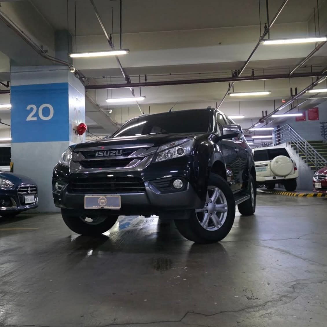 
								2016 Isuzu MUX 2.5L LS-A DSL AT full									
