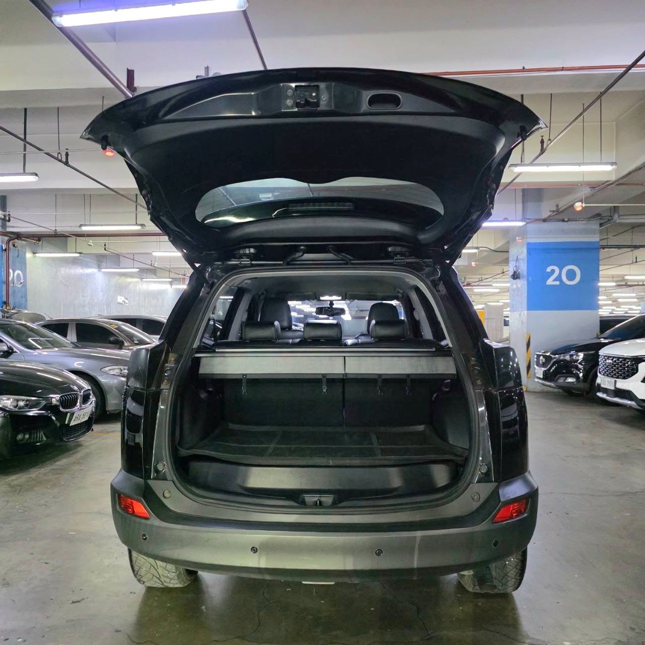 
								2014 Toyota Rav4 Full Option 2WD 2.5L AT full									