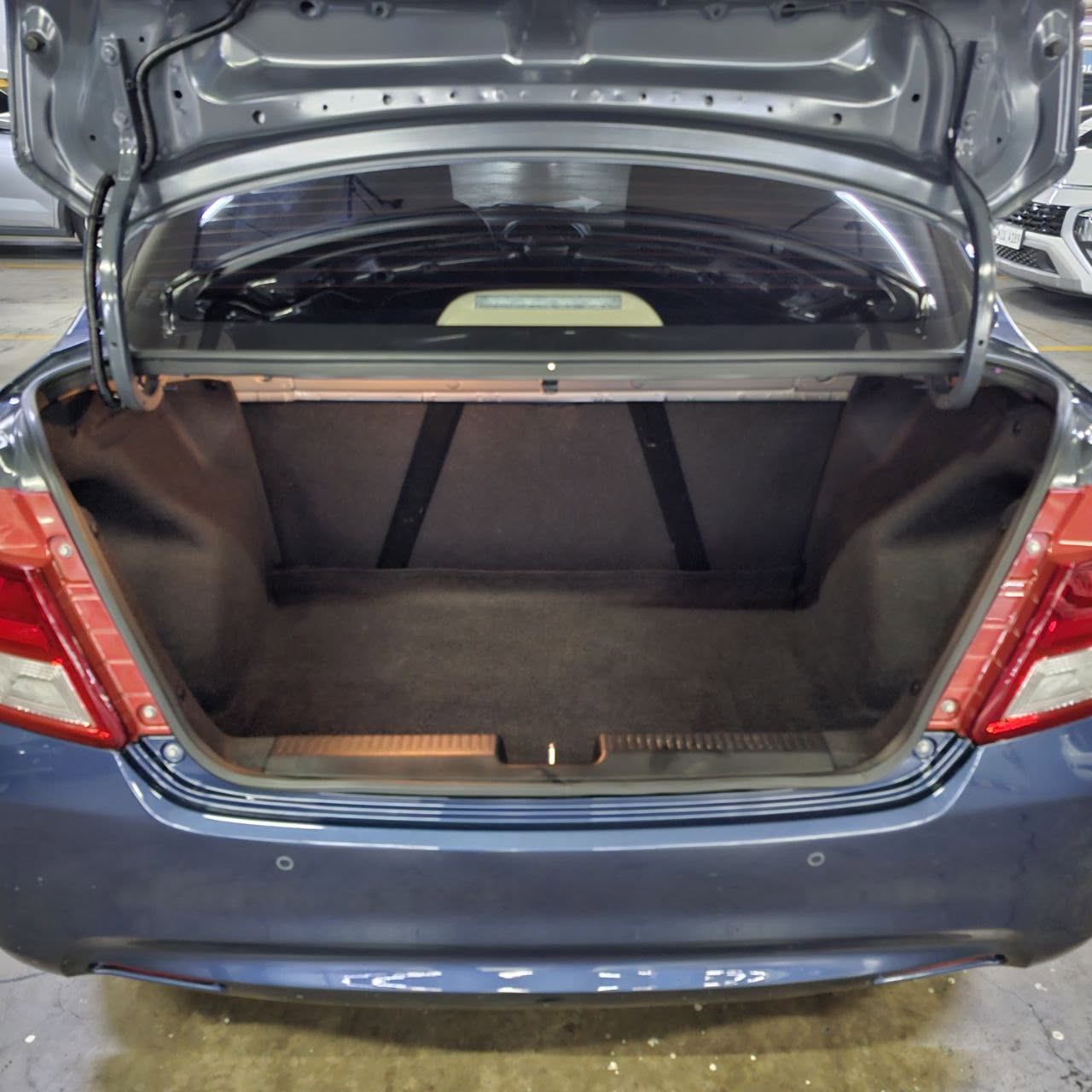 
								2025 Suzuki Dzire 1.2L GLP AGS AT full									