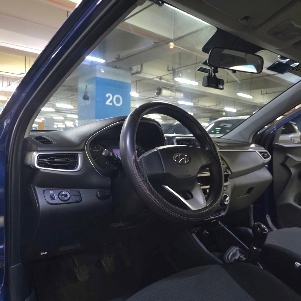 
								2019 Hyundai Reina 1.4L GL MT full									