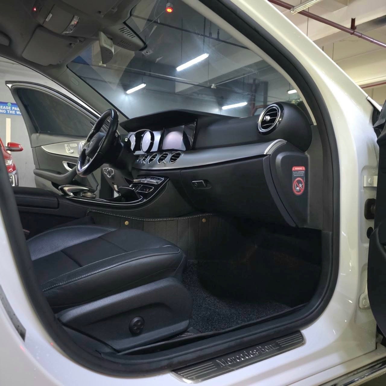 
								2016 Mercedes-Benz E200 Avantgarde 2.0 Gas AT full									