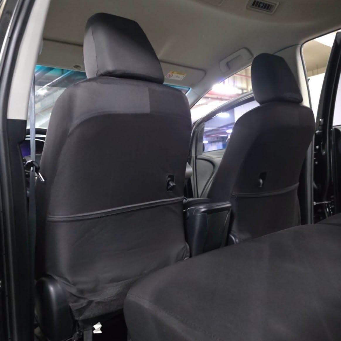 
								2022 Toyota Innova E 4×2 2.8L DSL AT full									