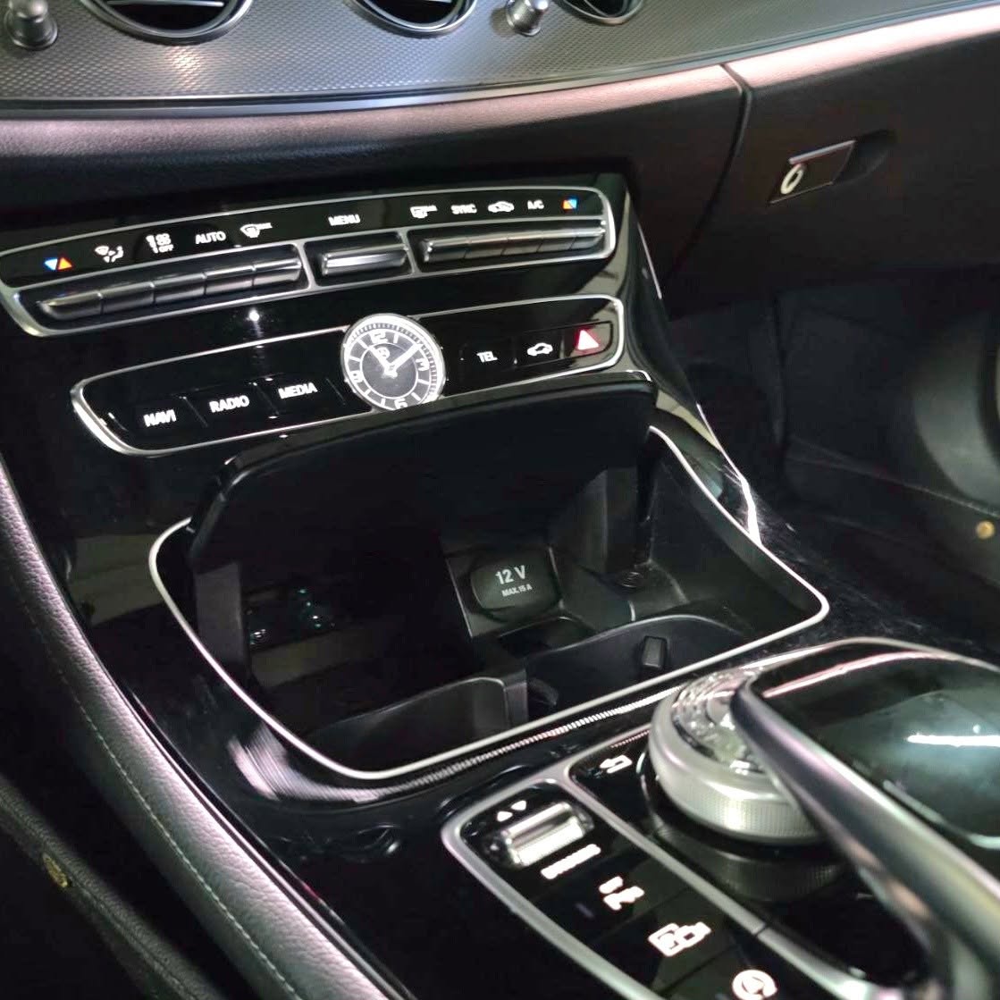 
								2016 Mercedes-Benz E200 Avantgarde 2.0 Gas AT full									