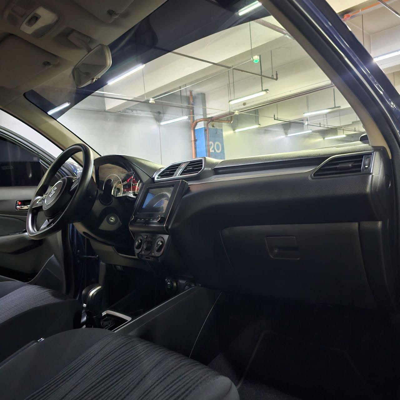
								2025 Suzuki Dzire 1.2L GLP AGS AT full									