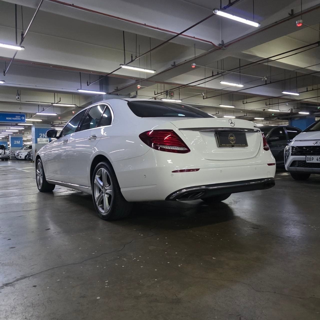 
								2016 Mercedes-Benz E200 Avantgarde 2.0 Gas AT full									