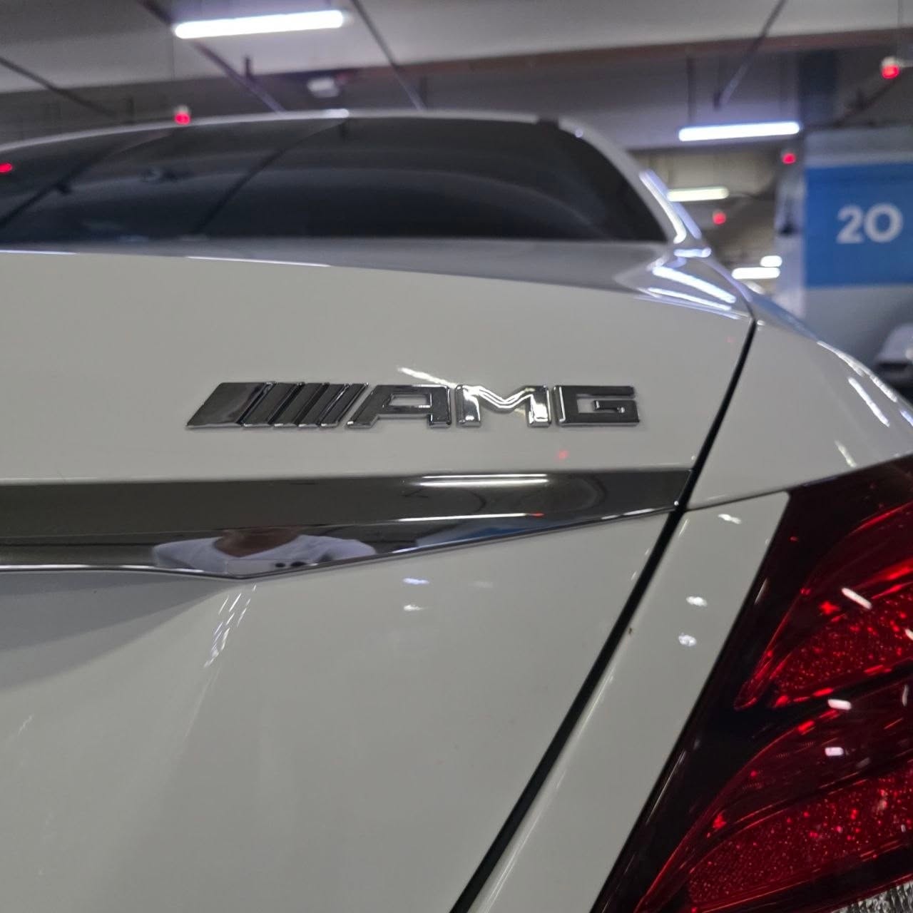 
								2016 Mercedes-Benz E200 Avantgarde 2.0 Gas AT full									