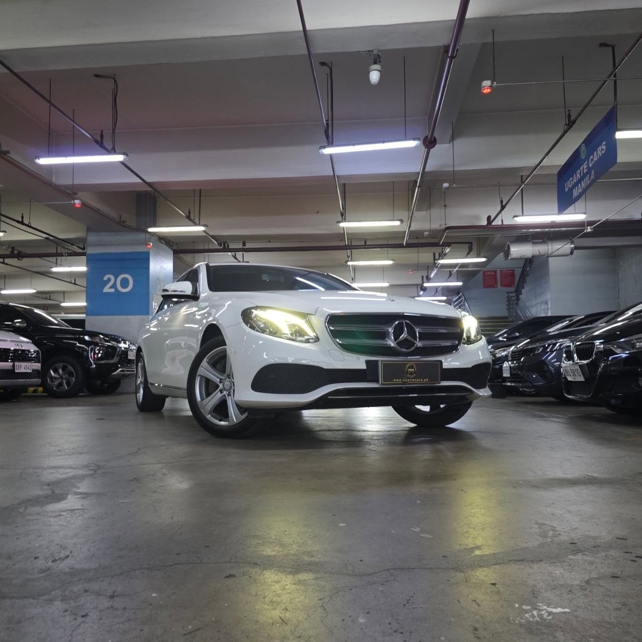 
								2016 Mercedes-Benz E200 Avantgarde 2.0 Gas AT full									