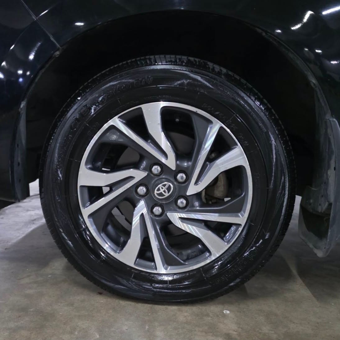 
								2022 Toyota Innova E 4×2 2.8L DSL AT full									
