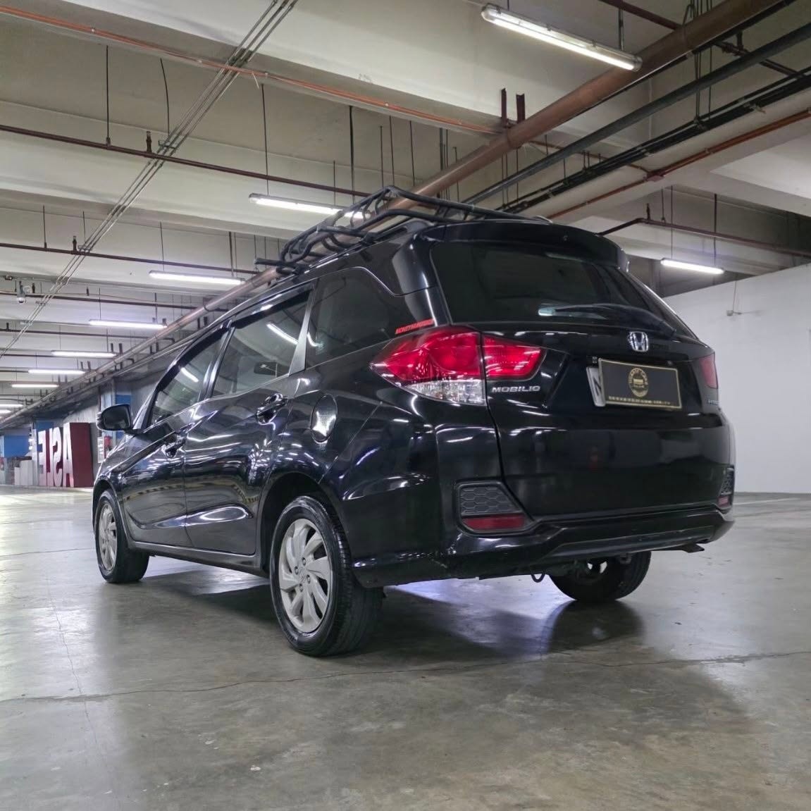 
								2018 Honda Mobilio 1.5L CVT AT full									