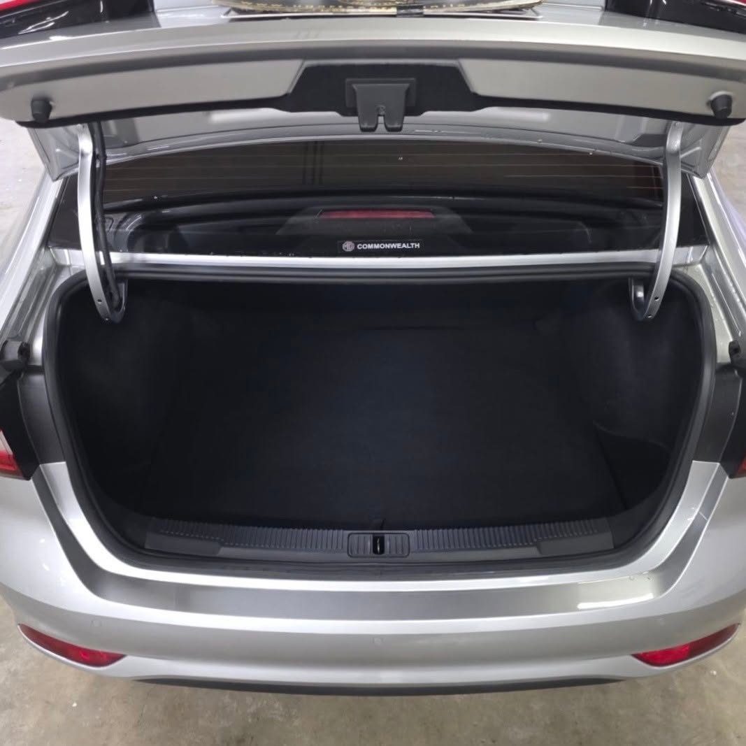 
								2022 MG 5 Style 1.5L CVT AT full									