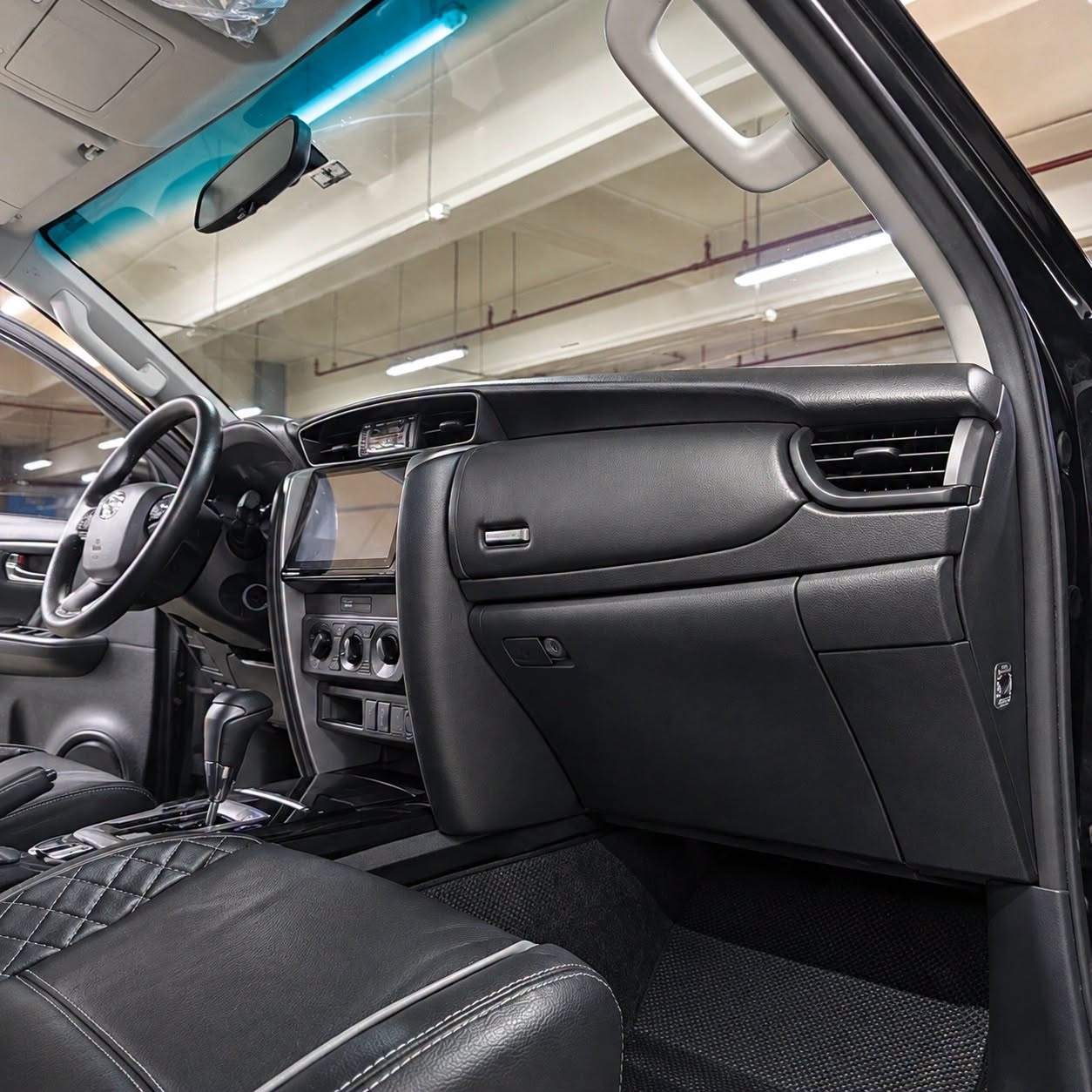
								2024 Toyota Fortuner G 2.4L DSL AT full									