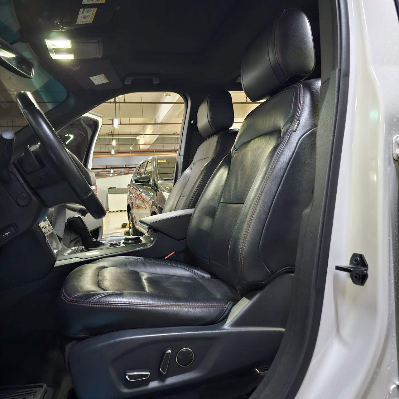 
								2016 Ford Explorer Ecoboost Sports 4X4 3.5L Gas AT full									
