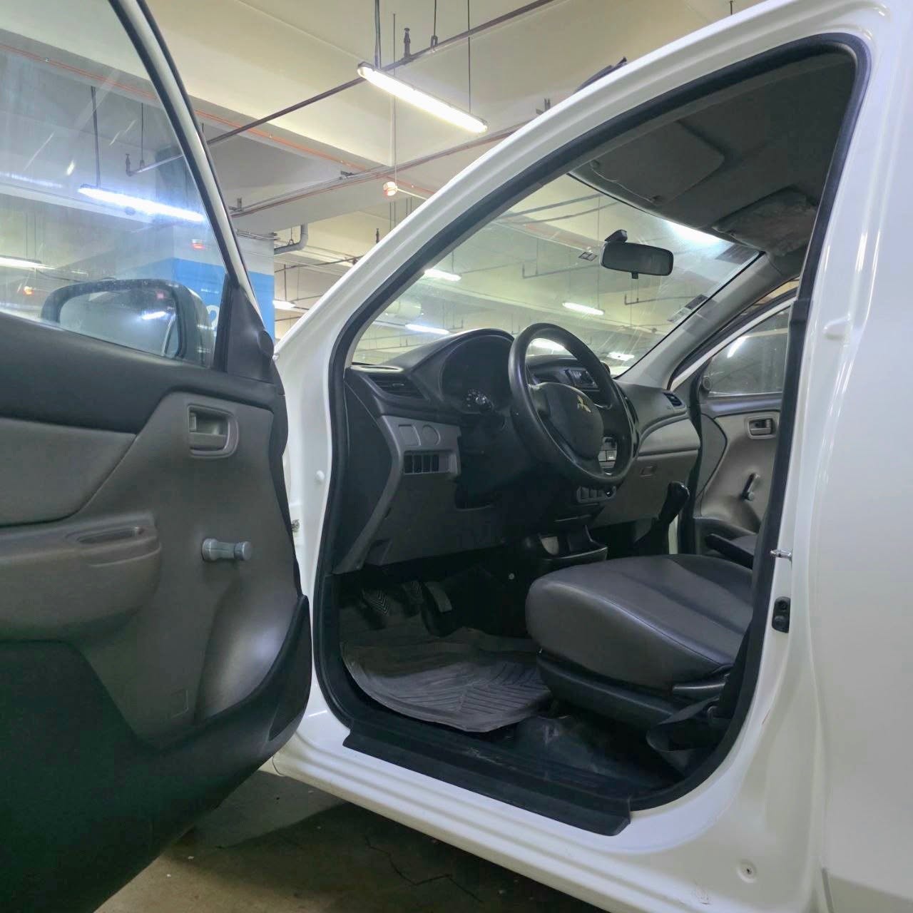 
								2016 Mitsubishi L200 Cab and Chassis 2.5L DSL MT full									