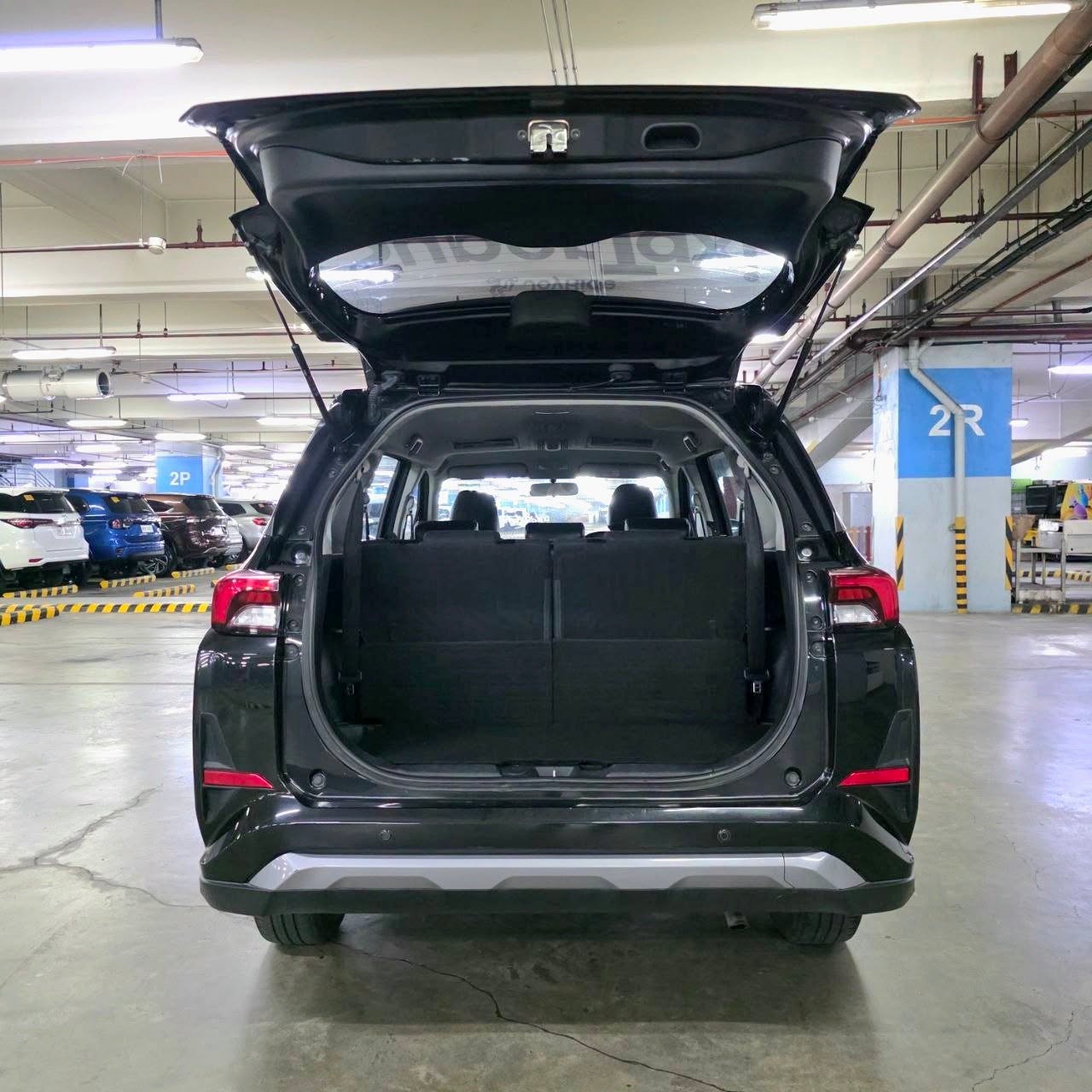 
								2024 Toyota Veloz 1.5 E AT full									