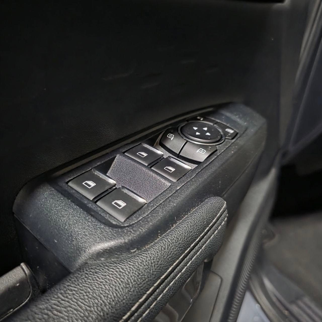 
								2024 Ford Ranger Sports 4×2 DSL AT full									