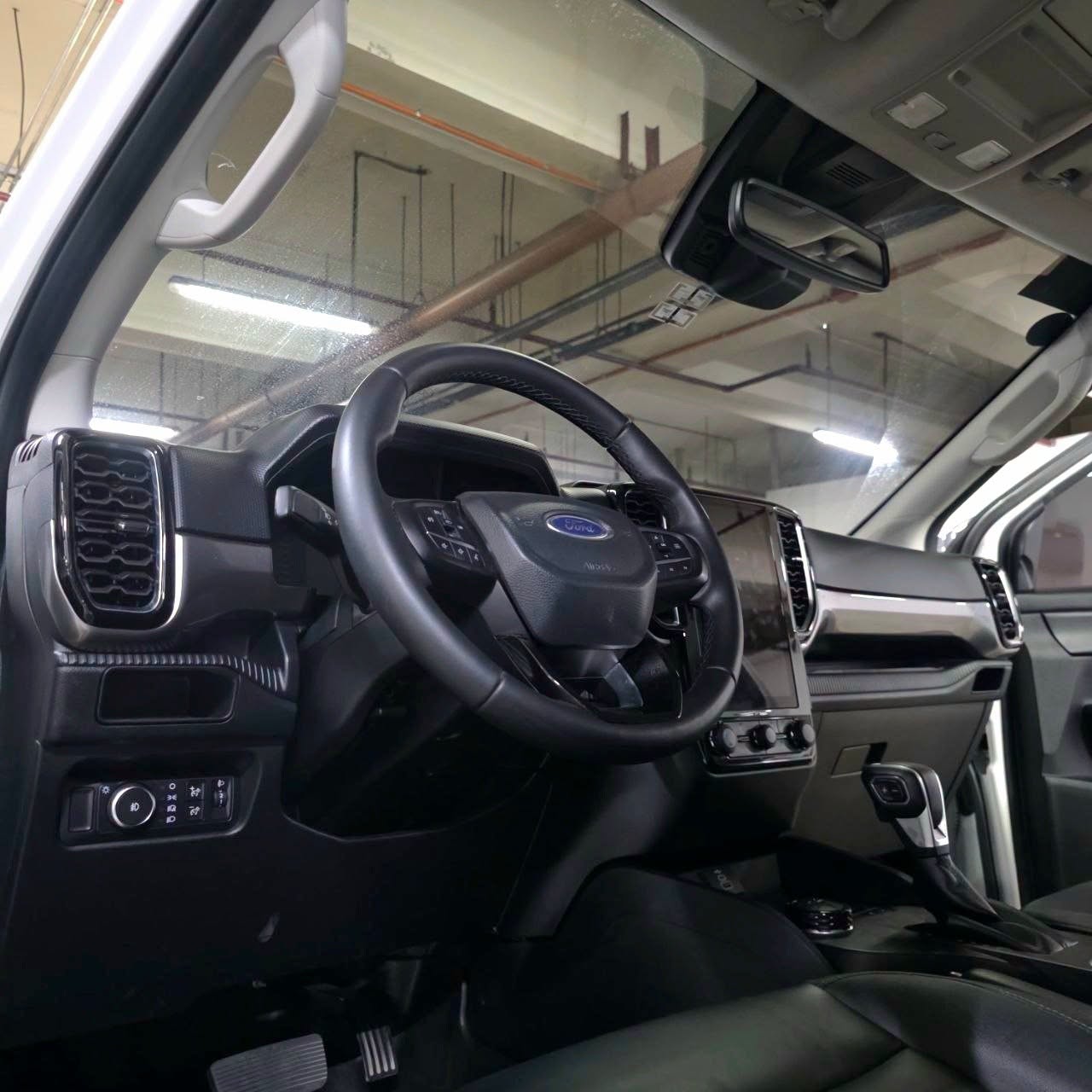 
								2025 Next-Gen Ford Ranger Sport 2.0L 4X4 DSL AT full									