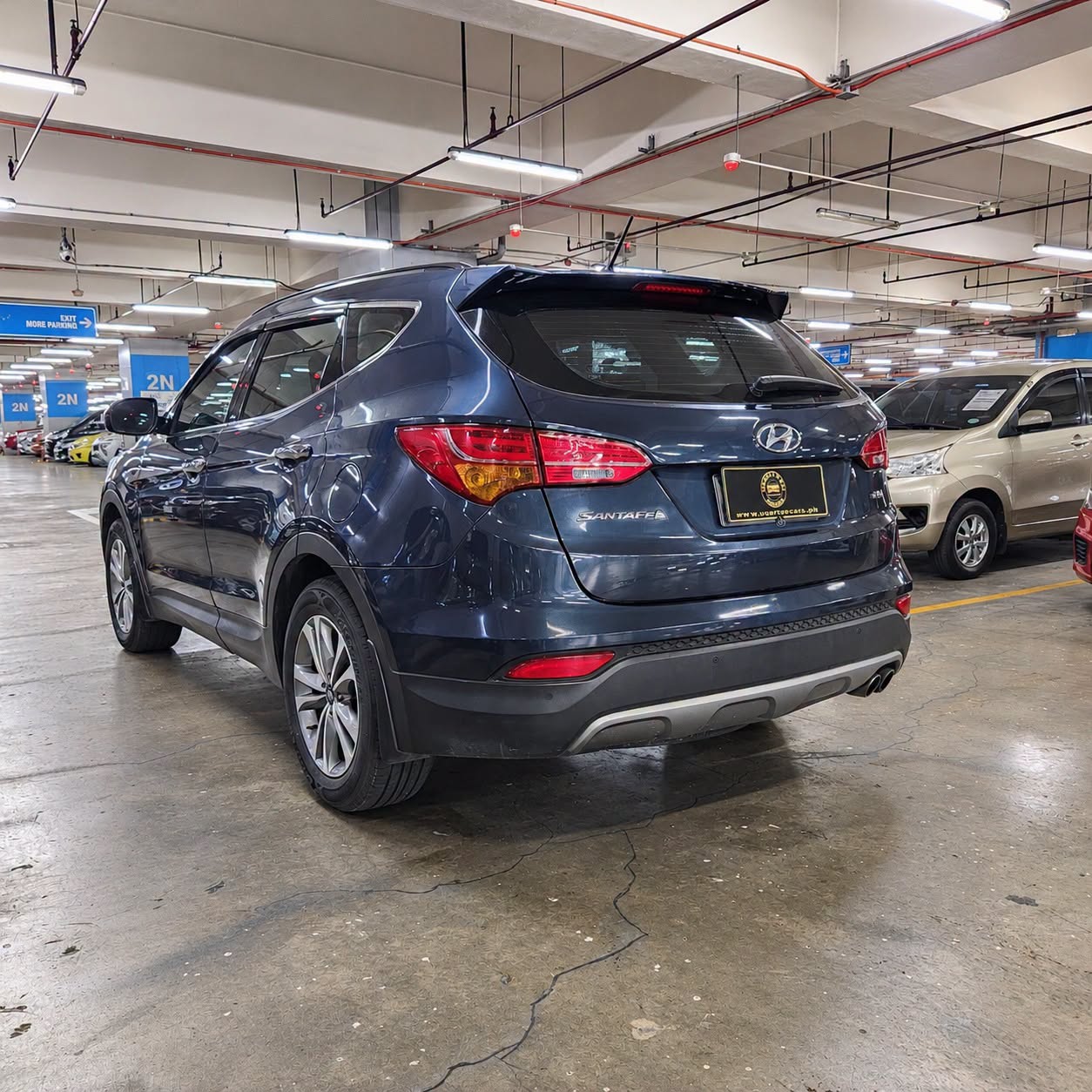 
								2015 Hyundai Santa Fe 2.2L DSL AT full									