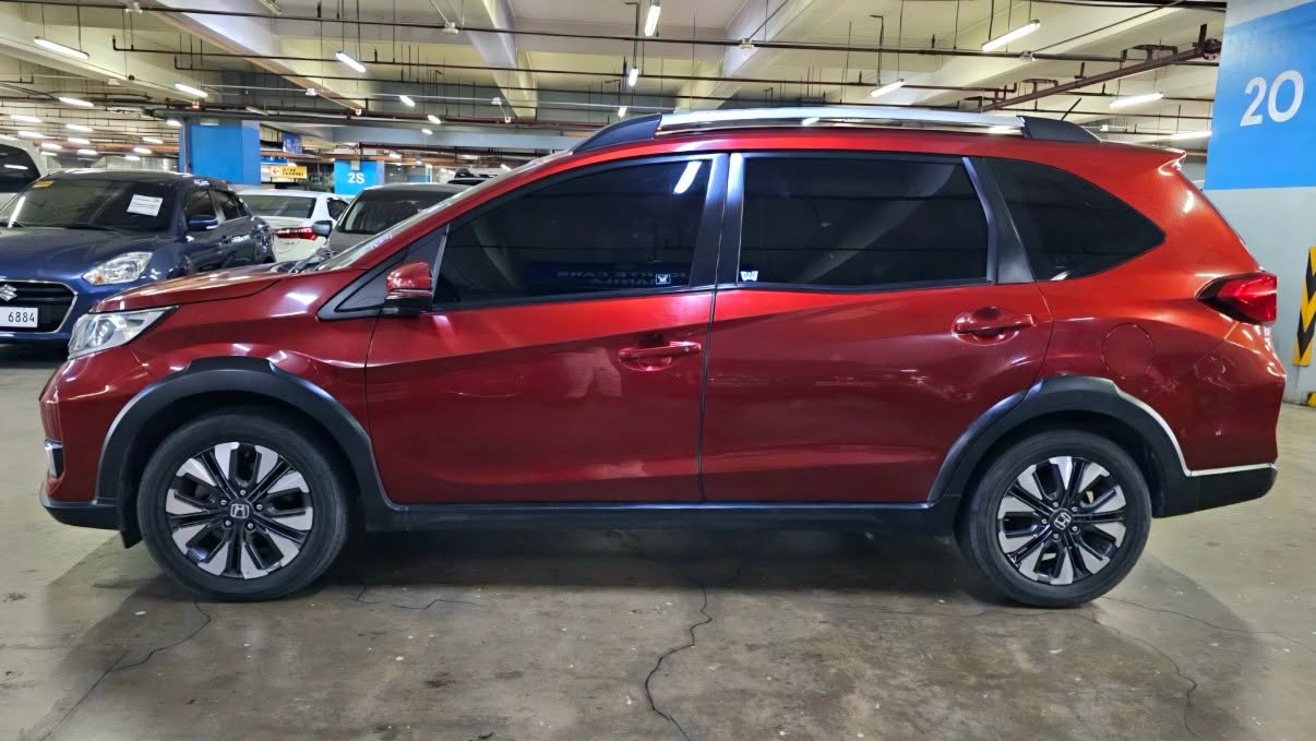 
								2022 Honda BR-V S 1.5L Gas AT full									