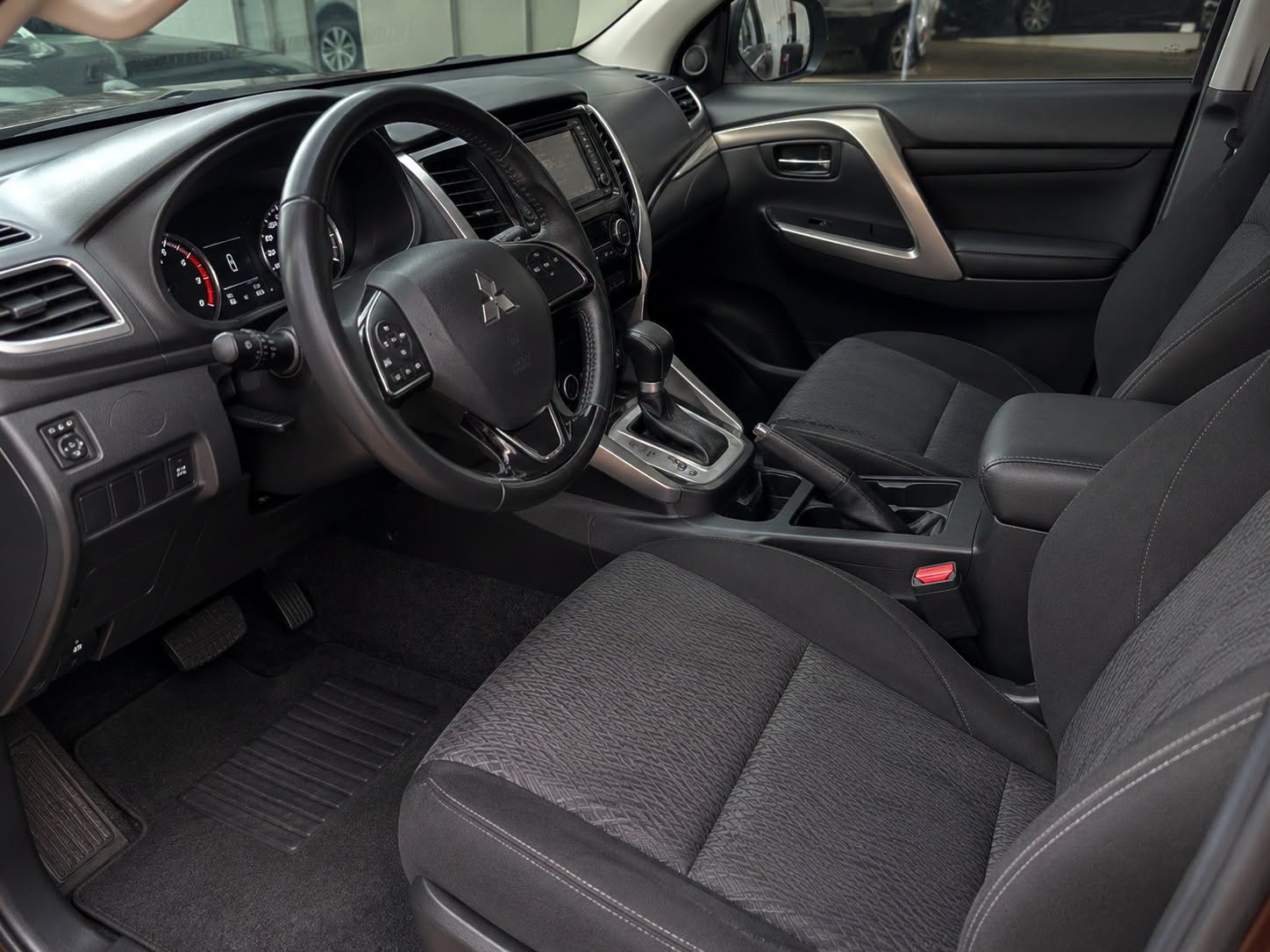 
								2023 Honda City S 1.5L Gas AT full									