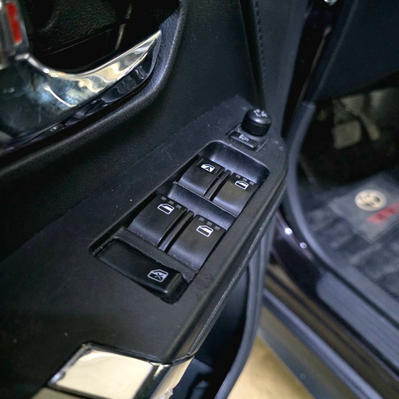 
								2022 Toyota Rush 1.5 G CVT AT full									
