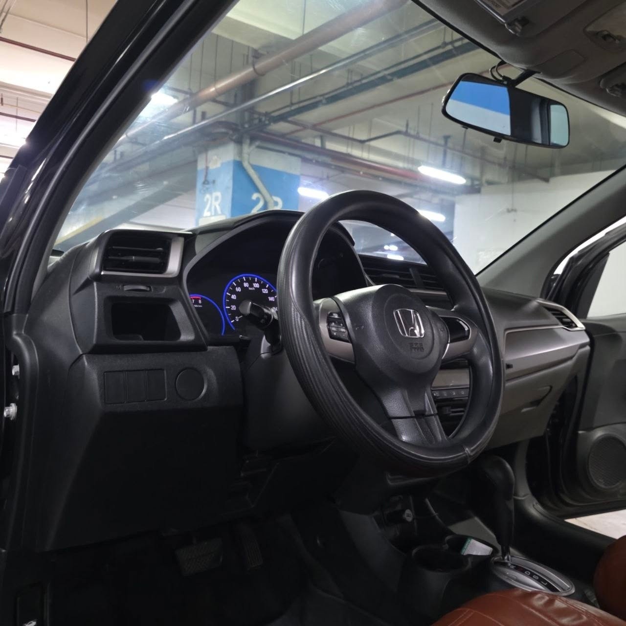 
								2018 Honda Mobilio 1.5L CVT AT full									