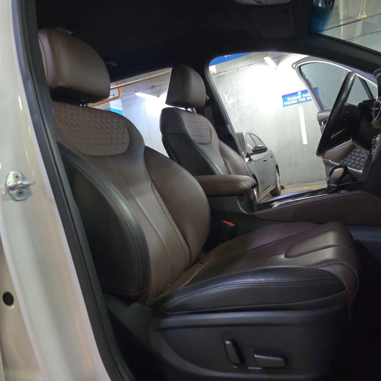 
								2019 Hyundai Santa Fe 2.2L DSL AT full									