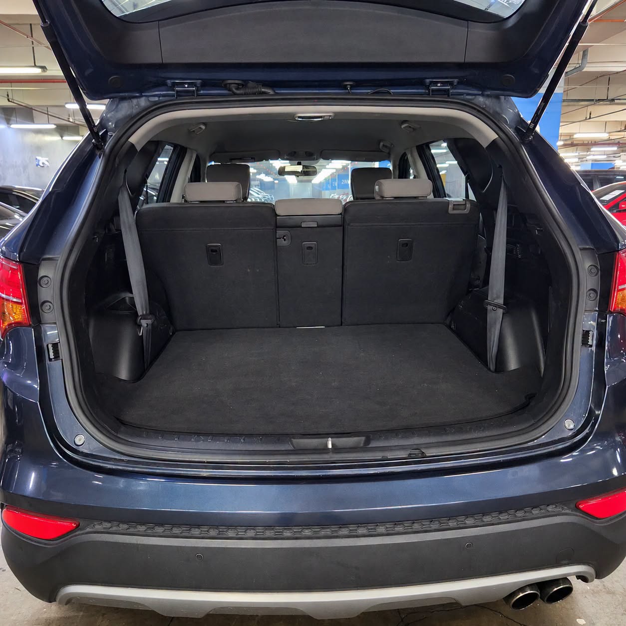
								2015 Hyundai Santa Fe 2.2L DSL AT full									