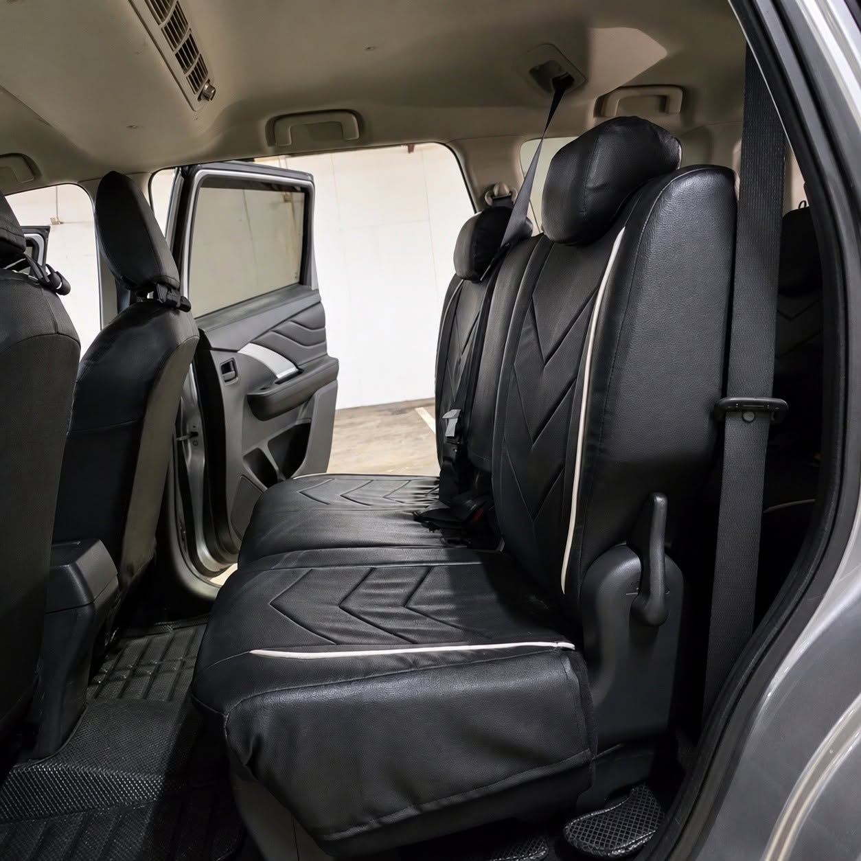 
								2025 Mitsubishi Xpander 1.5L GLX MT full									