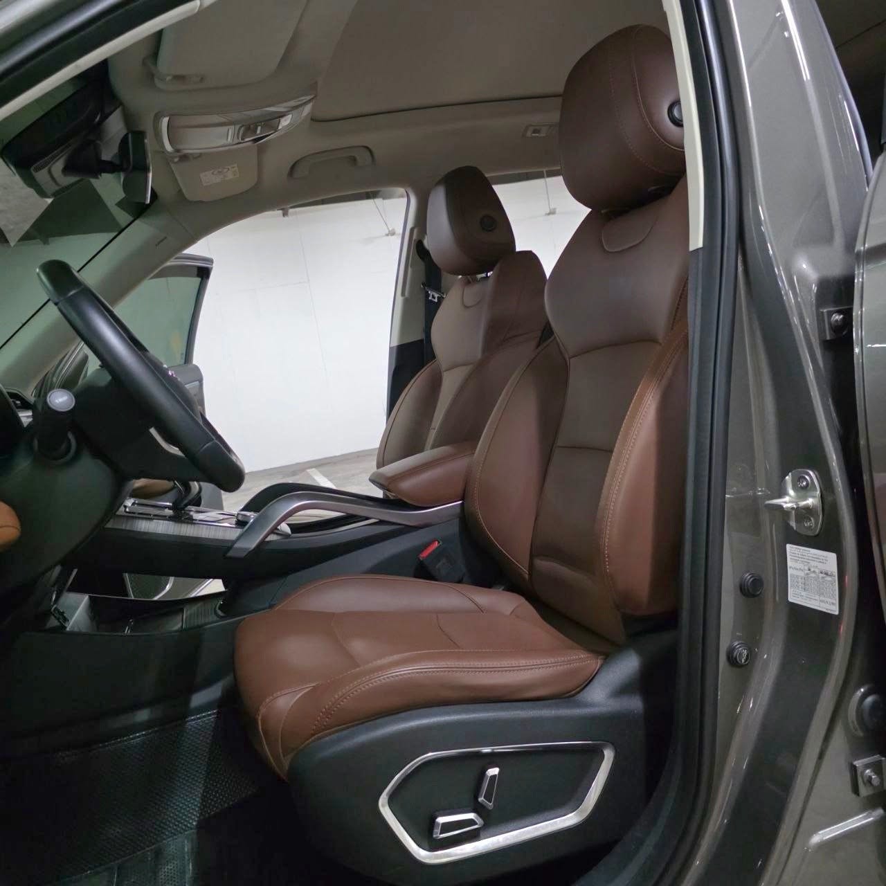 
								2023 Geely Azkarra Luxury 1.5L 4WD Hybrid AT full									