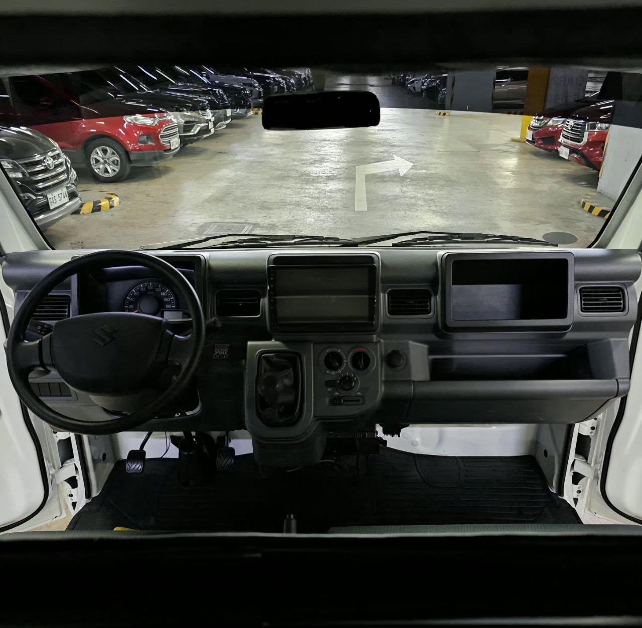 
								2025 Suzuki Carry 1.5L Cab & Chassis MT full									