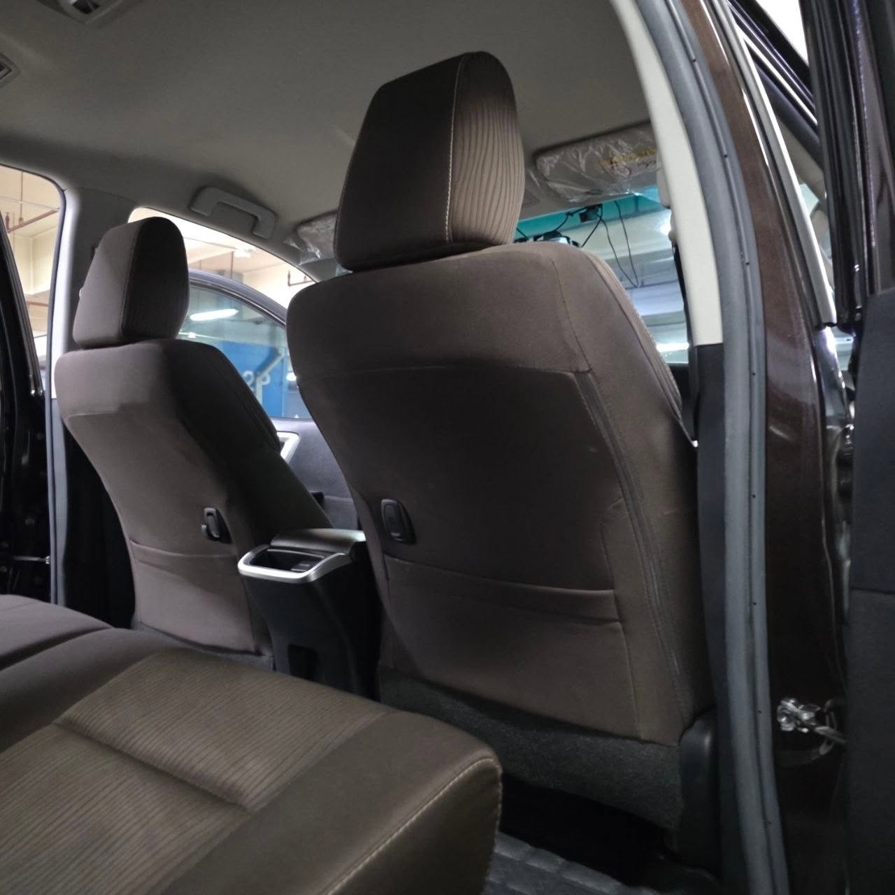 
								2020 Toyota Fortuner 2.4L G DSL AT full									