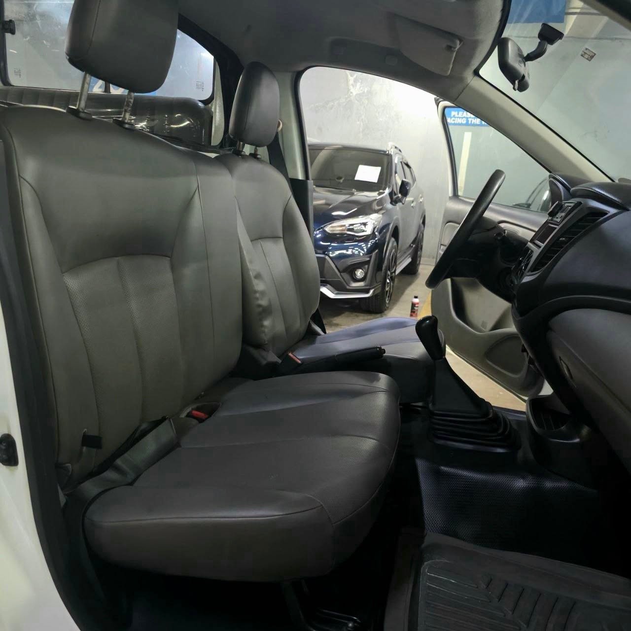 
								2016 Mitsubishi L200 Cab and Chassis 2.5L DSL MT full									