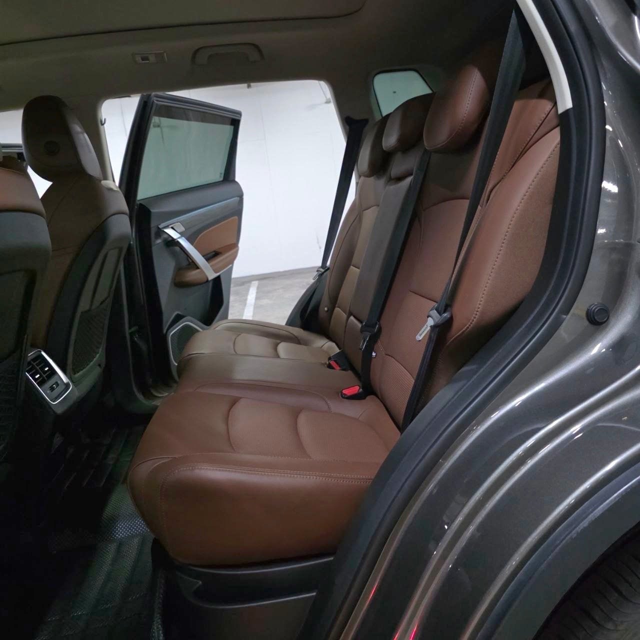 
								2023 Geely Azkarra Luxury 1.5L 4WD Hybrid AT full									