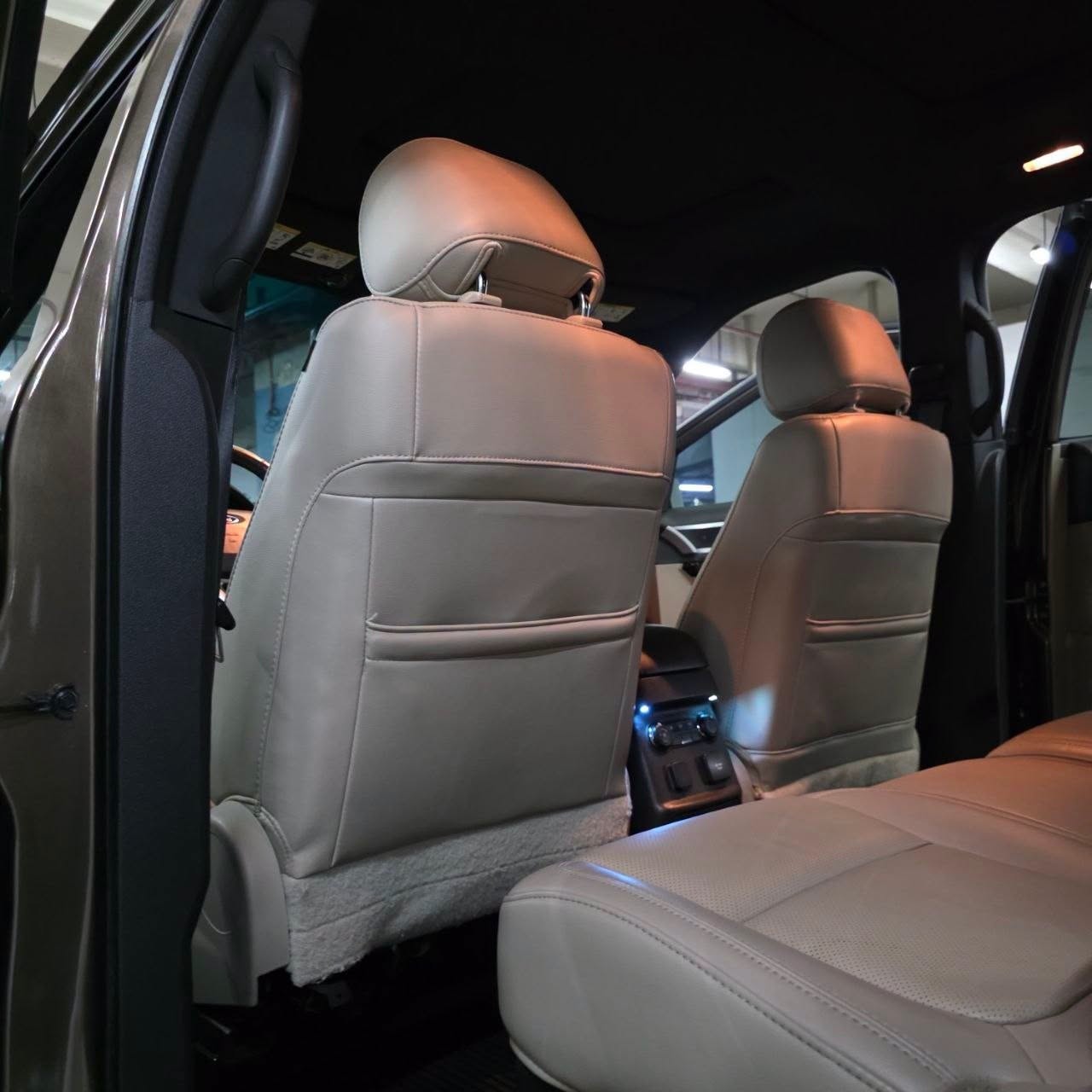 
								2015 Ford Explorer Ecoboost 2.0L 4×2 Gas AT full									