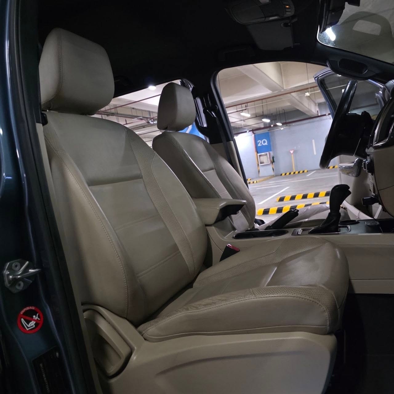 
								2016 Ford Everest Titanium 4×2 2.2L DSL AT full									