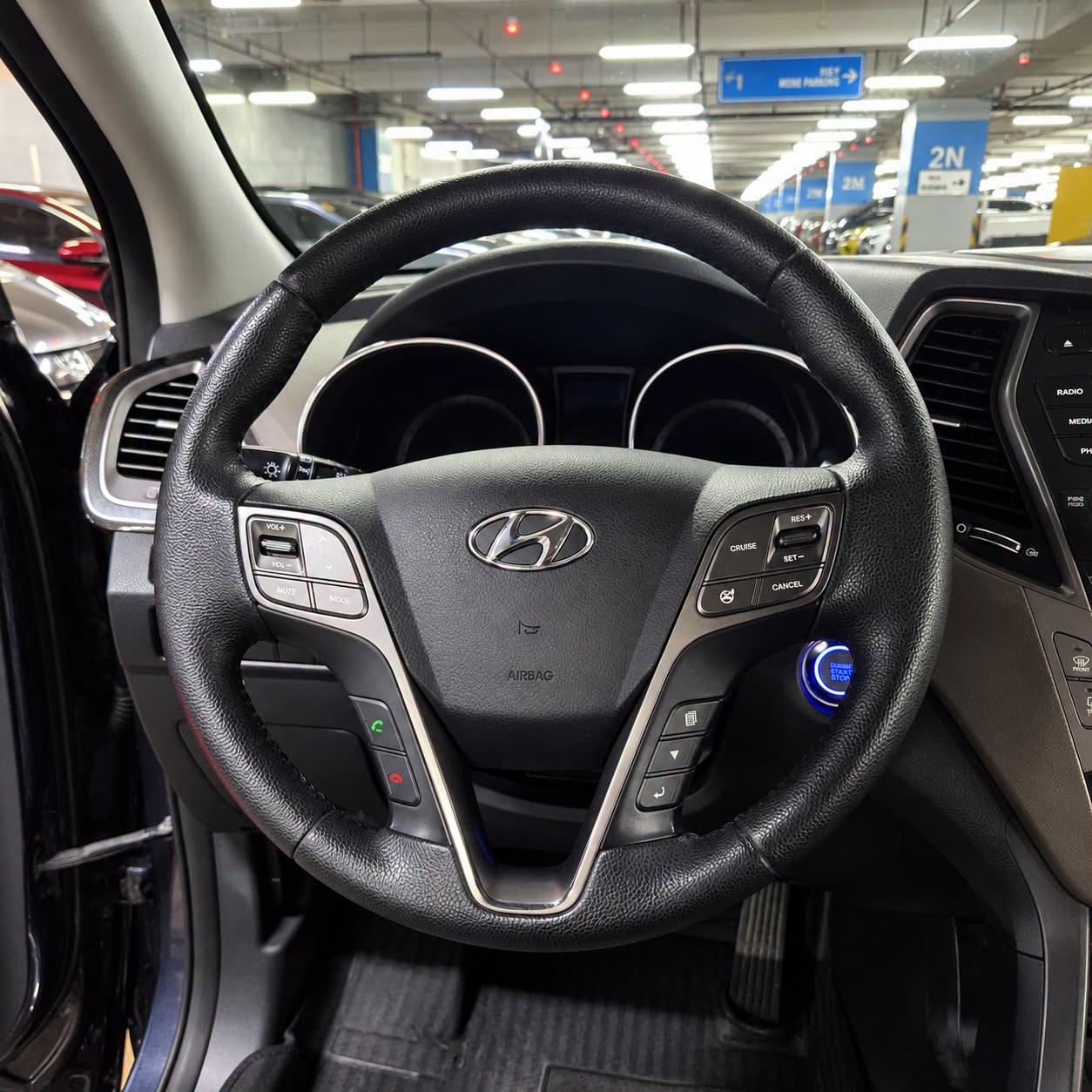 
								2015 Hyundai Santa Fe 2.2L DSL AT full									
