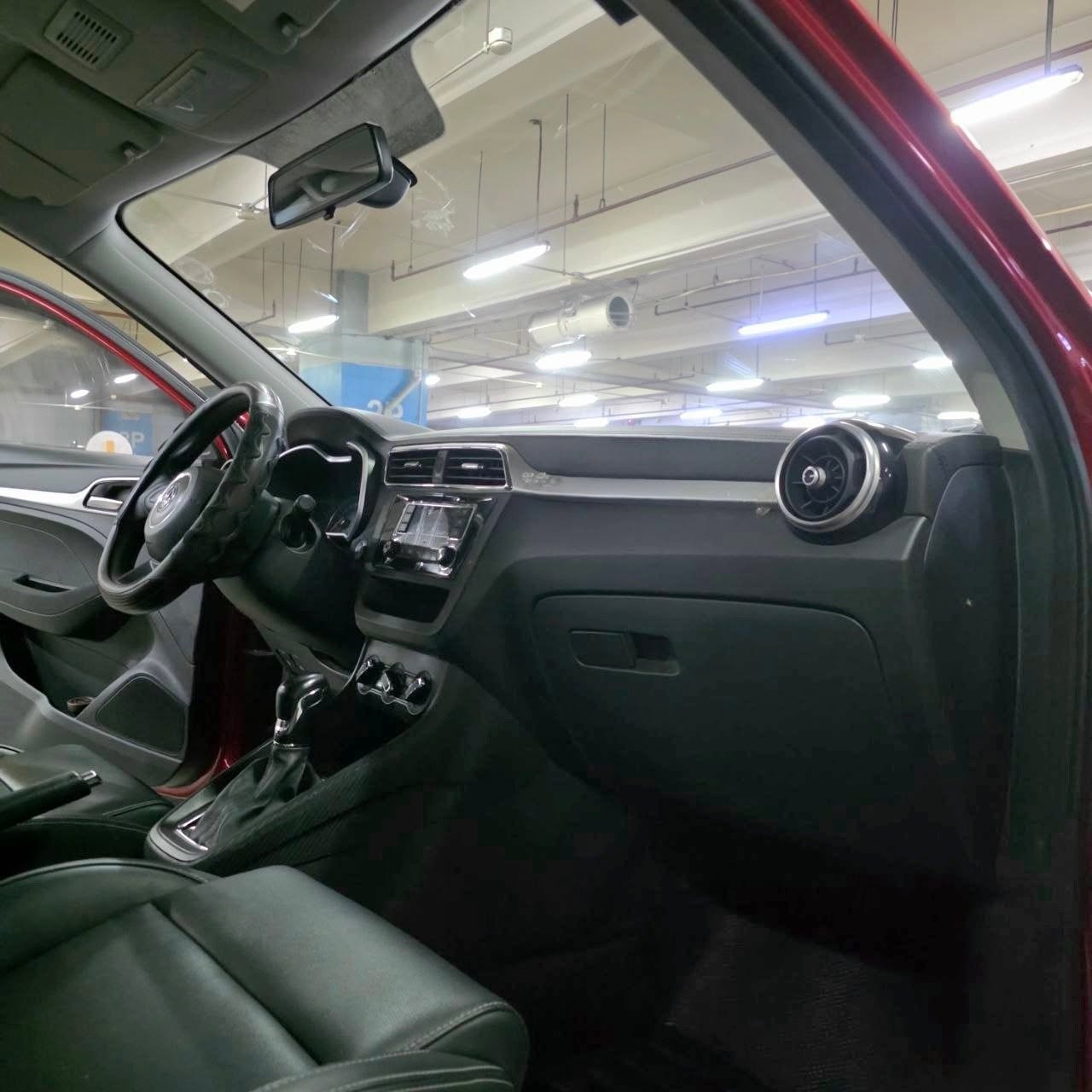 
								2020 MG ZS Style 1.5L AT full									