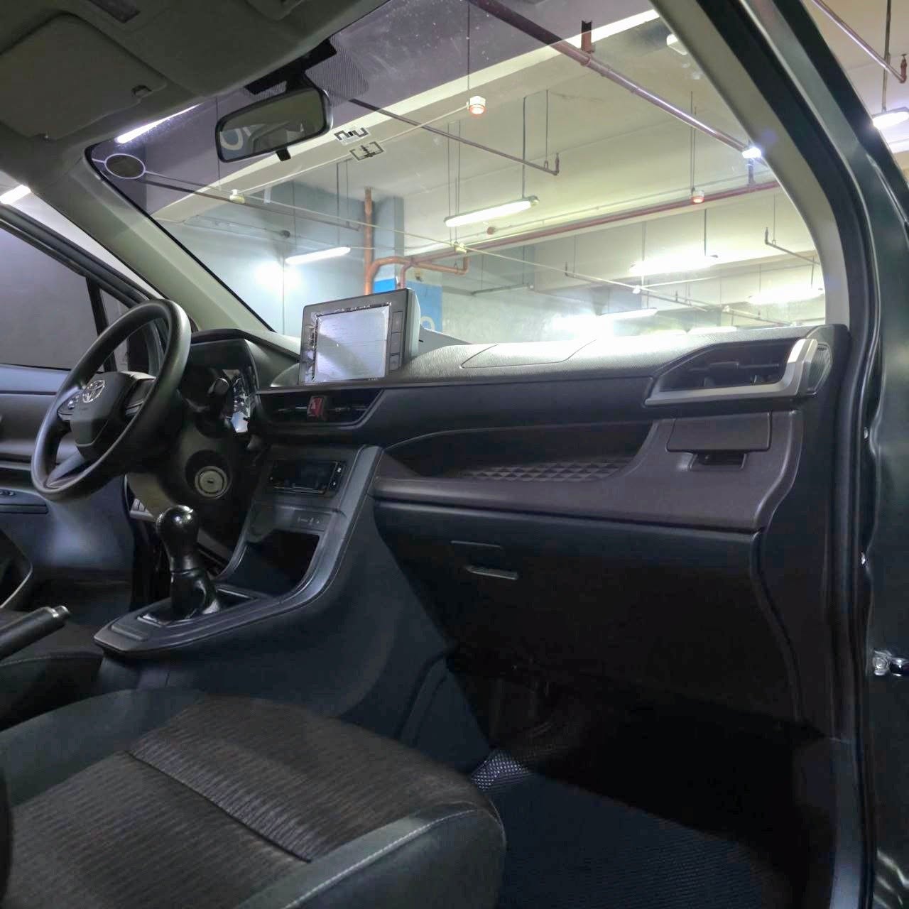 
								2022 Toyota Avanza 1.3L E Gas MT full									