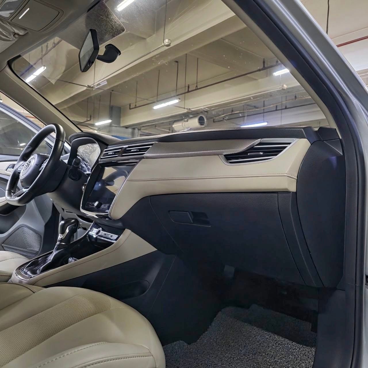 
								2022 MG 5 Style 1.5L CVT AT full									