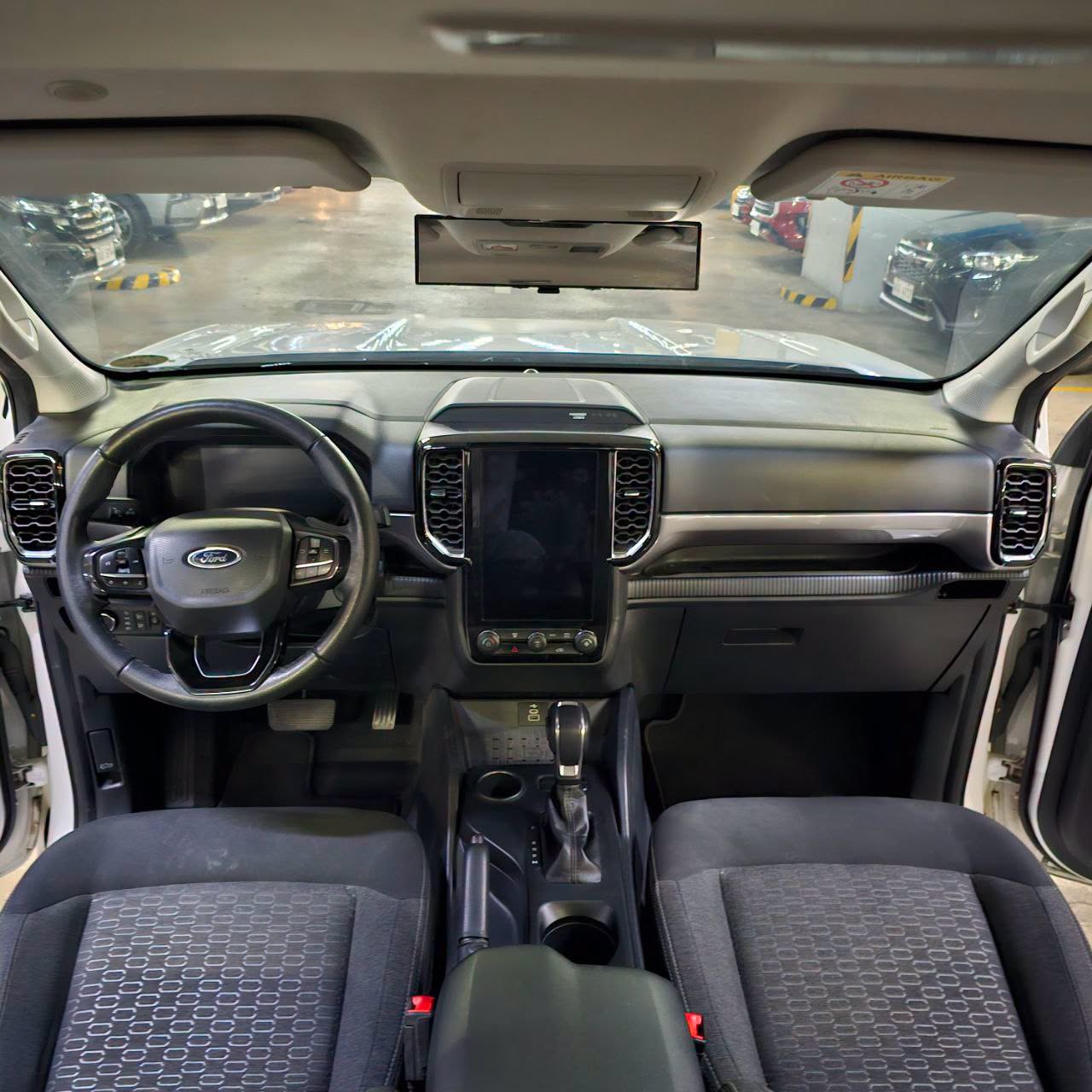 
								2025 Ford Ranger XLT 2.0L 4X2 DSL 6AT full									