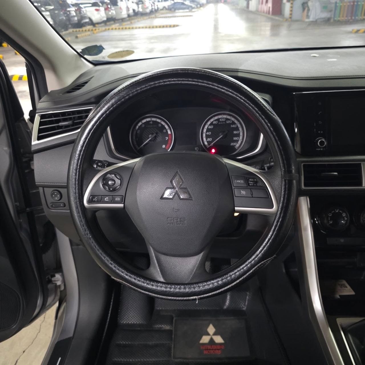 
								2025 Mitsubishi Xpander 1.5L GLX MT full									