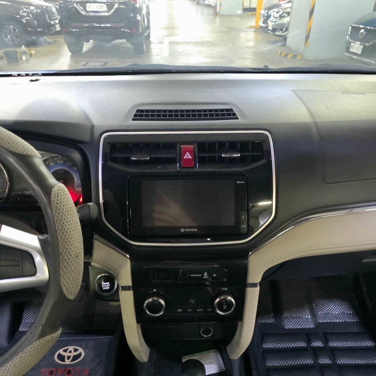 
								2022 Toyota Rush 1.5 G CVT AT full									