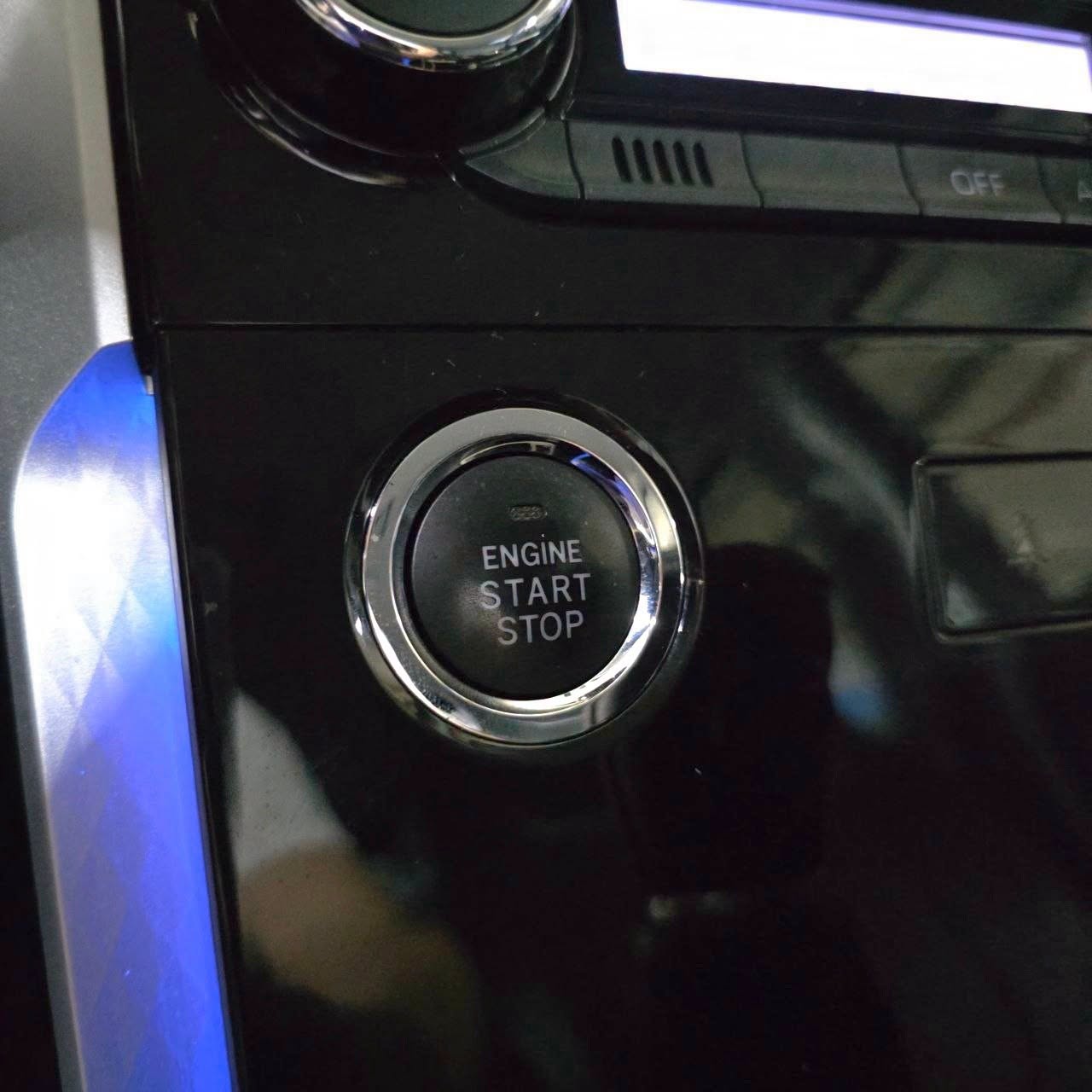 
								2024 Toyota Veloz 1.5 E AT full									