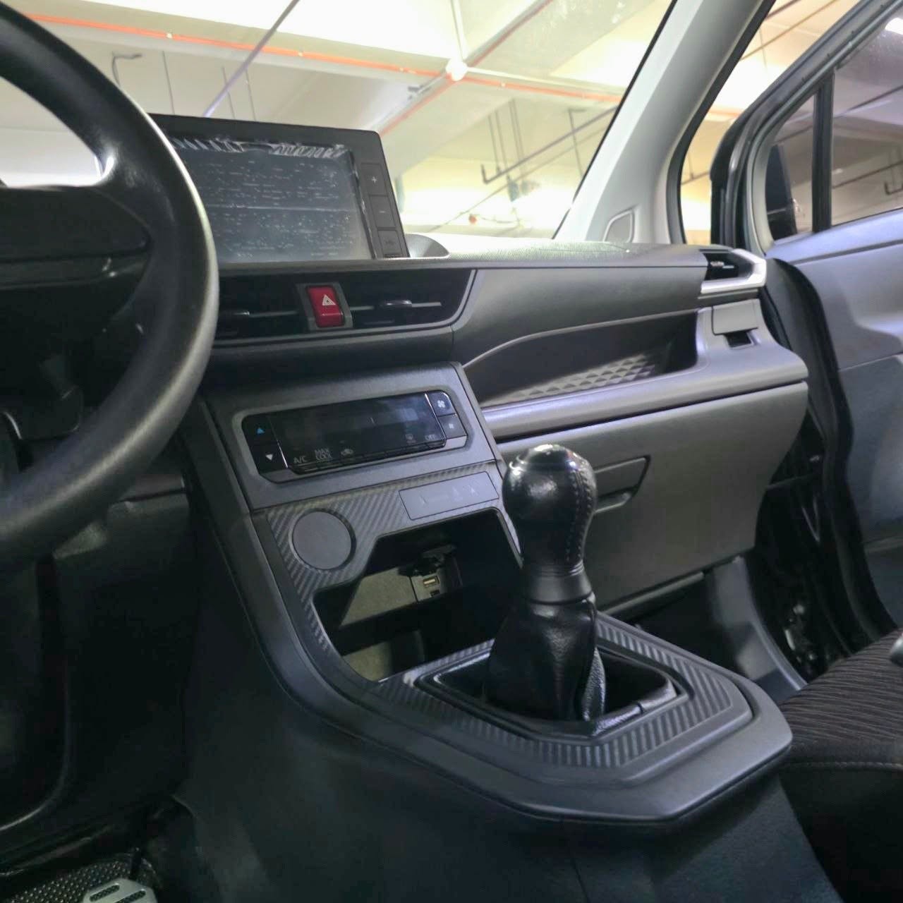 
								2022 Toyota Avanza 1.3L E Gas MT full									